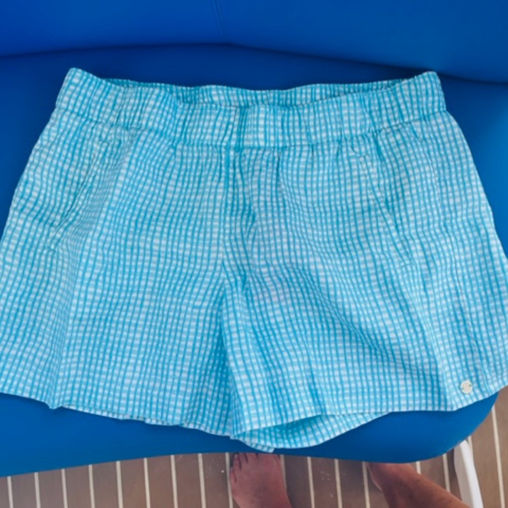 Brand New Never Worn Lilly Pulitzer  4' Lilo Shorts
